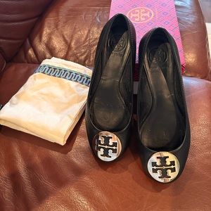 Tory Burch Reva ballet flats size 6.5